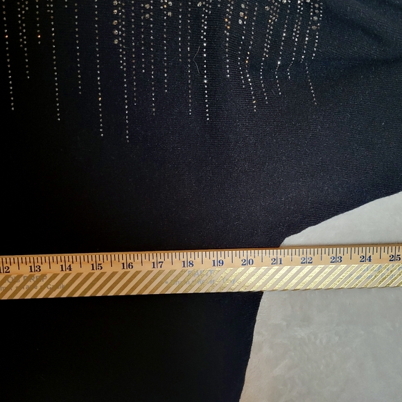 Liquid By Sioni Black And Silver Embellished Paillette Sweater Medium - Picture 9 of 10